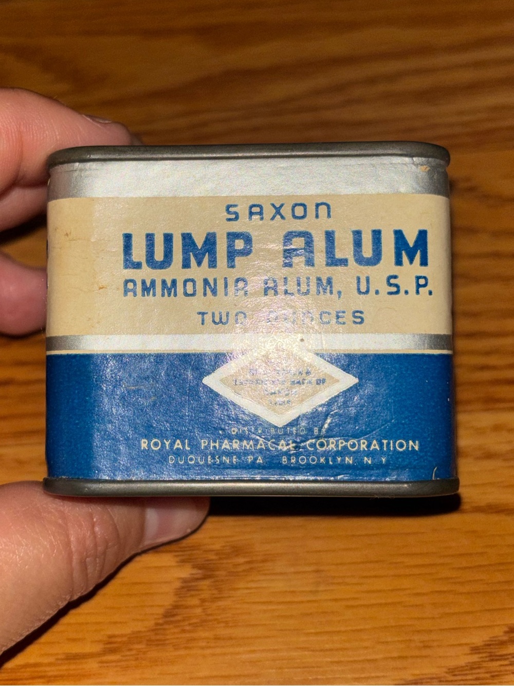 Saxon Lump Alum Ammonia Tin - Blue and Cream Vintage Tin